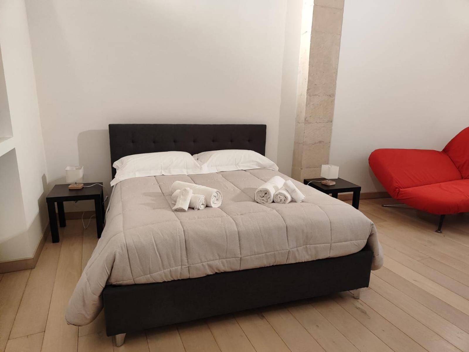 Suite Home D'Aragona Lecce Eksteriør billede