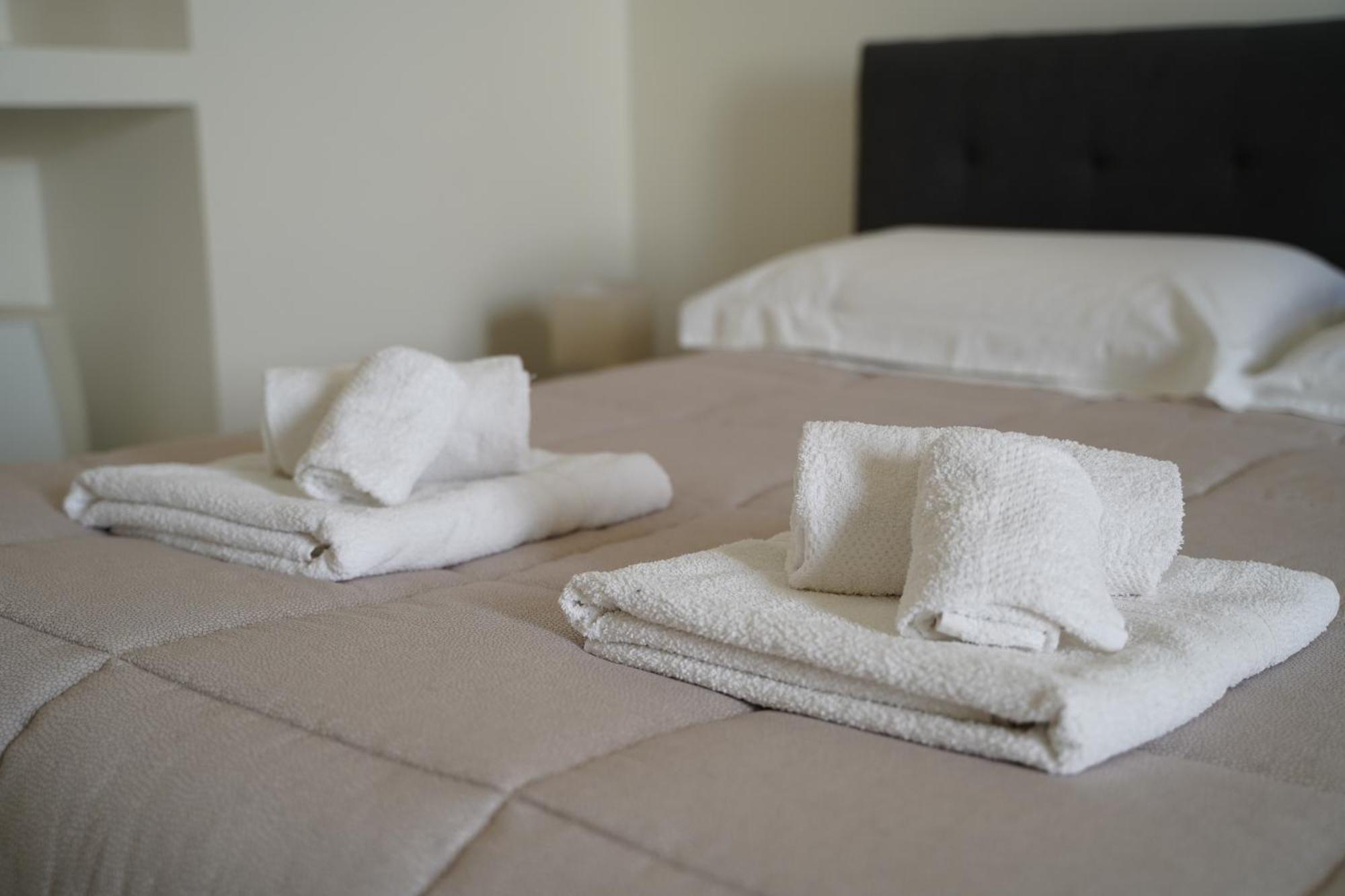 Suite Home D'Aragona Lecce Eksteriør billede