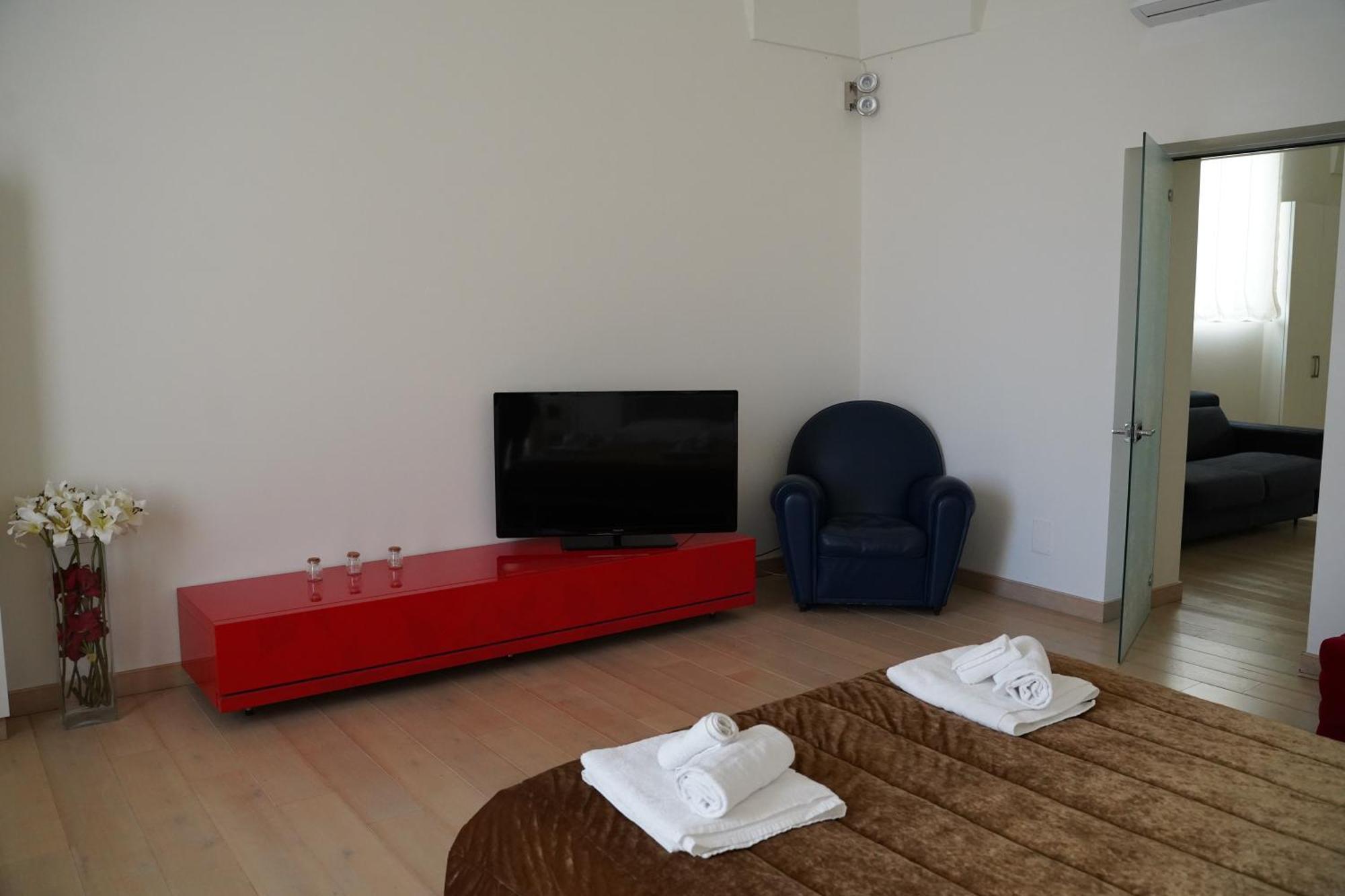 Suite Home D'Aragona Lecce Eksteriør billede