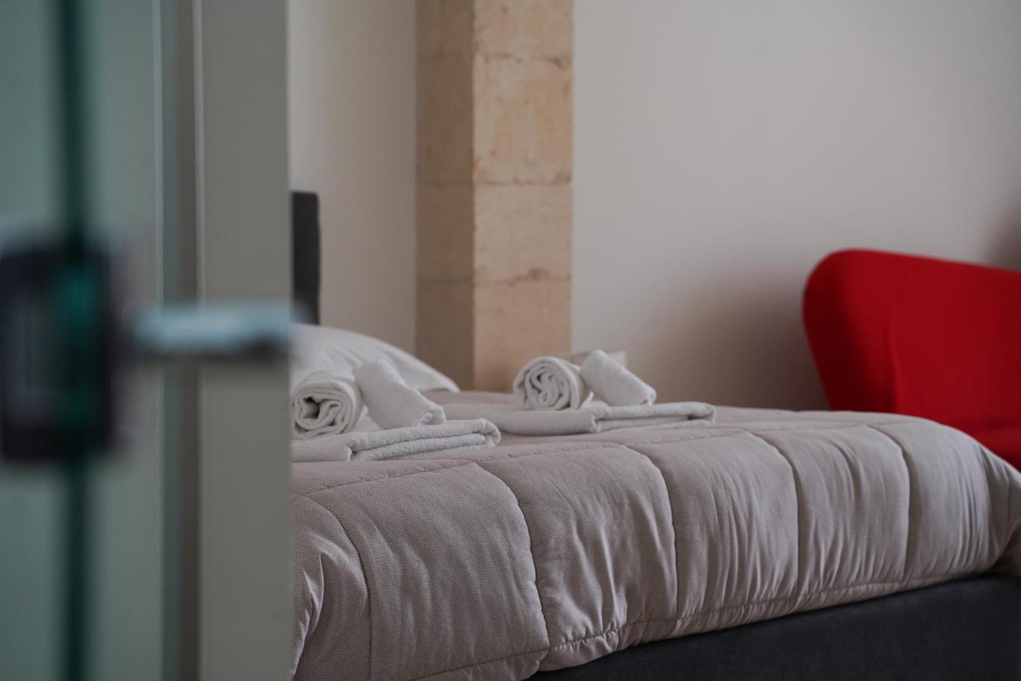 Suite Home D'Aragona Lecce Eksteriør billede