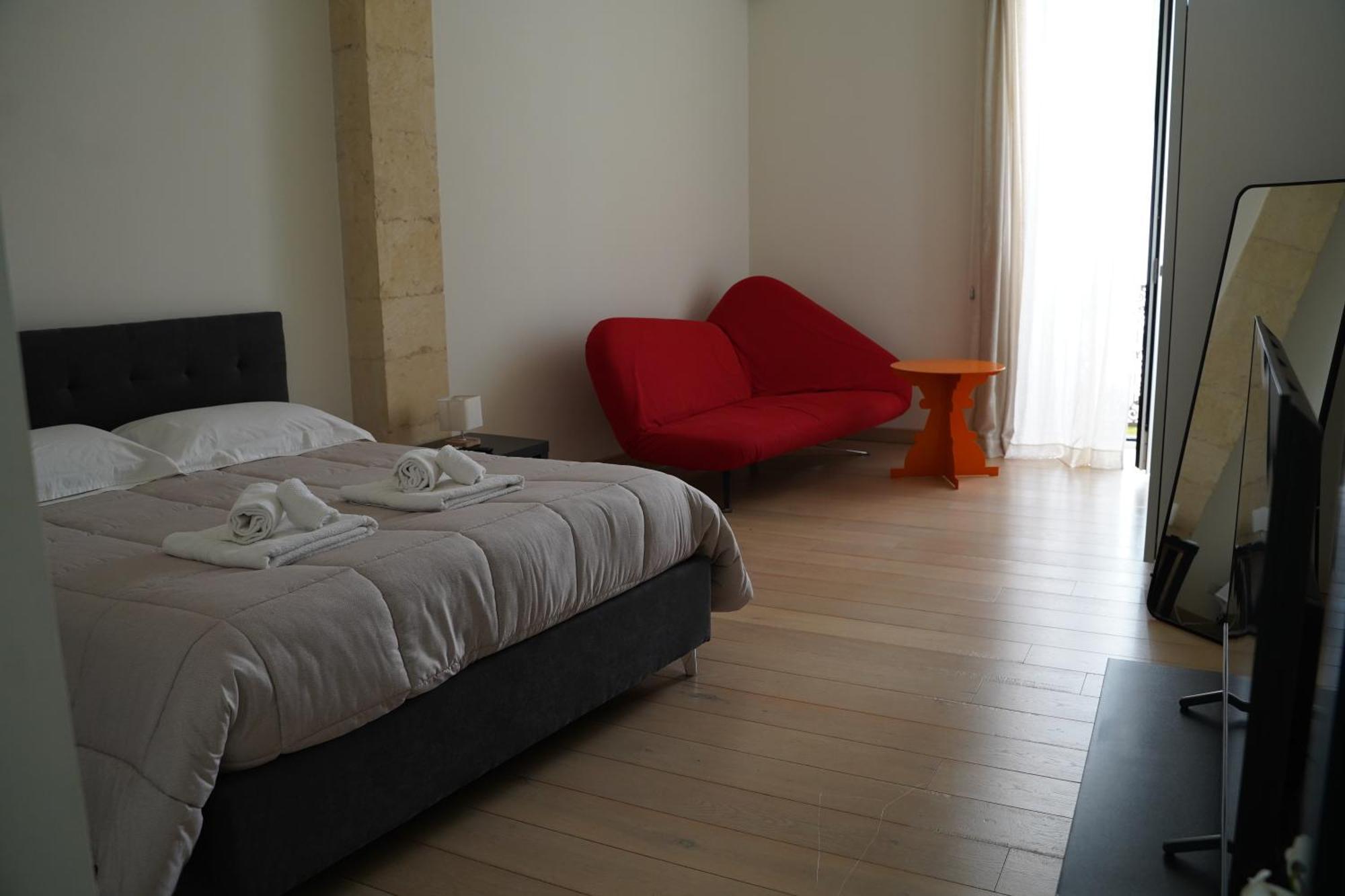 Suite Home D'Aragona Lecce Eksteriør billede