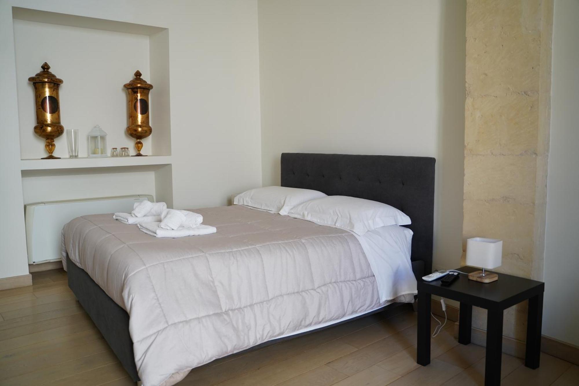 Suite Home D'Aragona Lecce Eksteriør billede