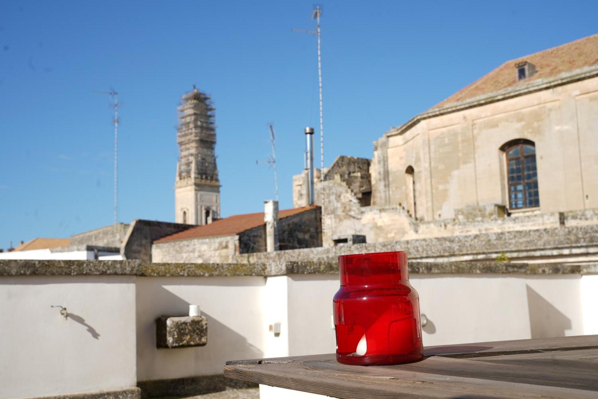 Suite Home D'Aragona Lecce Eksteriør billede