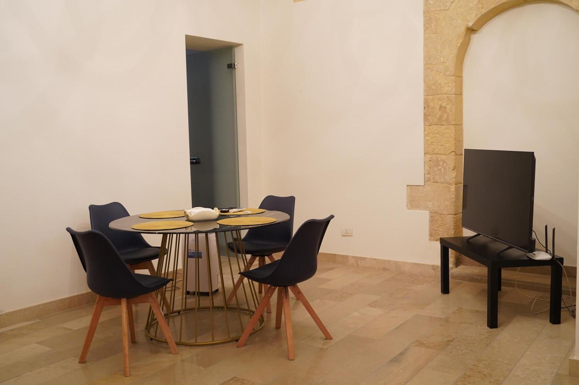 Suite Home D'Aragona Lecce Eksteriør billede